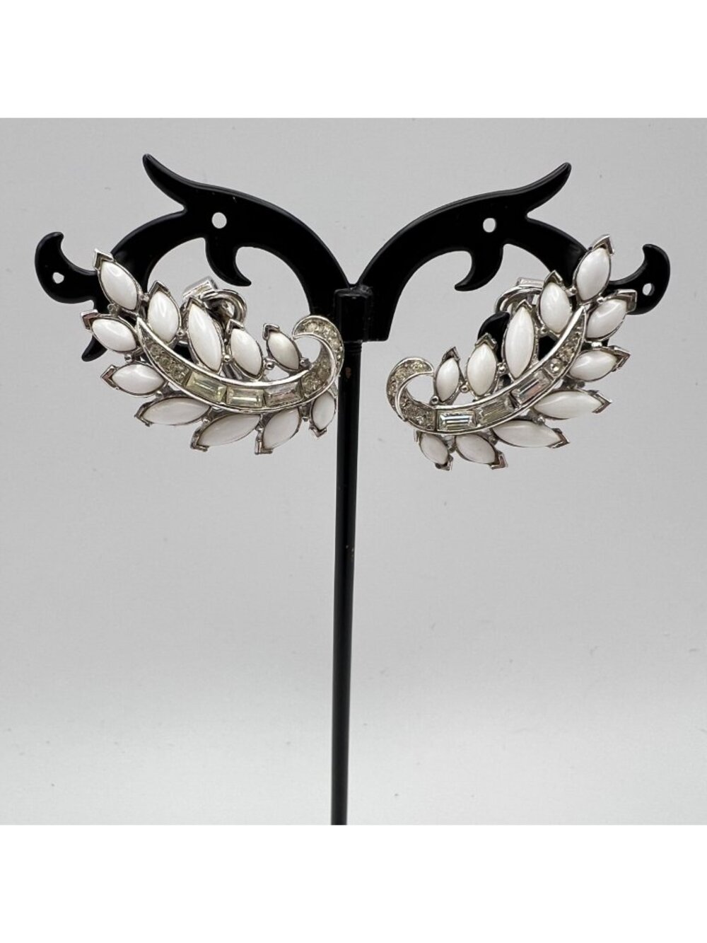 Crown Trifari White Marquise Clip-On Earrings Rhinestones 1.25" Vintage Bridal